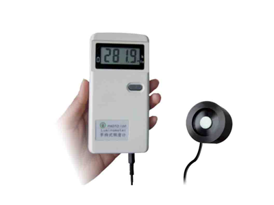 1638951644114385.png 現(xiàn)場照明.png